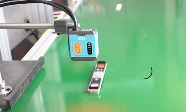 固定式条码扫描器能在条码移动情况下扫描吗? 固定式条码扫描器能在条码移动情况下扫描吗?